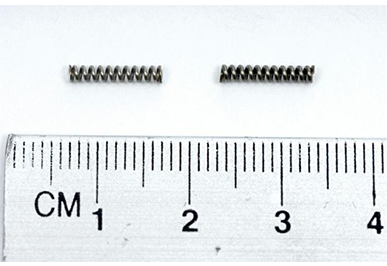 ressort de compression de très petite taille pour aérosols - very small compression spring for aerosols